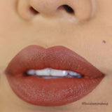 Signature Lipstick (varios tonos) - Moira