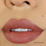 Signature Lipstick (varios tonos) - Moira