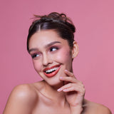 Plump & Pout Plumping Gloss Stick (varios tonos) - Beauty Creations