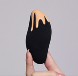 Esponja para maquillaje negra curva - Adara