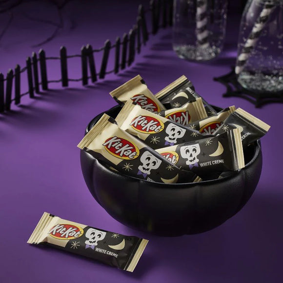 Kit Kat White Crème Breaking Bones Halloween - Halloween Collection