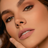 Labiales líquidos mate The Nude Elixir