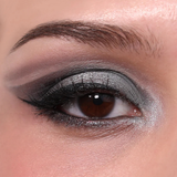 paleta de sombras, MOIRA, Celestial Chic, eyeshadow palette, sombras mate, sombras shimmer, tonos fríos, smoky eyes, maquillaje de ojos, cruelty free, vegan.