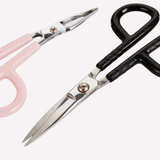 pinza para cejas MH Beauty, pinza de precisión, pinza de acero inoxidable, pinza para depilar cejas, herramienta para cejas, depilación facial, accesorio de belleza, pinza profesional, beauty tools, pinza para retirar vello, cuidado de cejas, herramienta de precisión