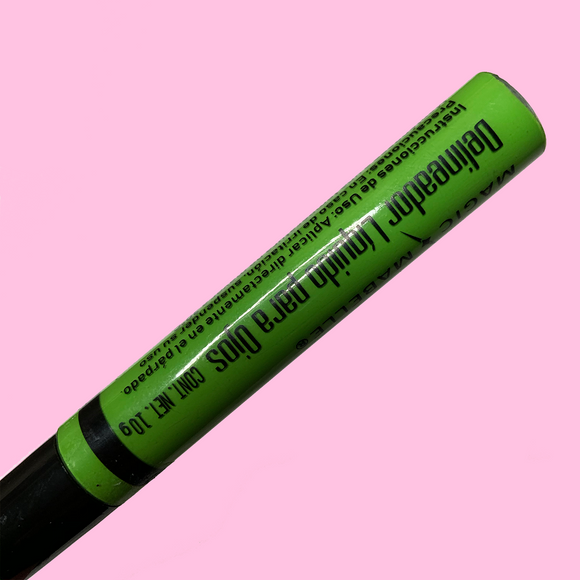 Delineador Magic Mabelle  Verde Aguacate #88