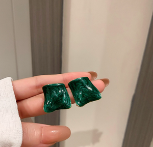 Aretes cuadrados verdes N39
