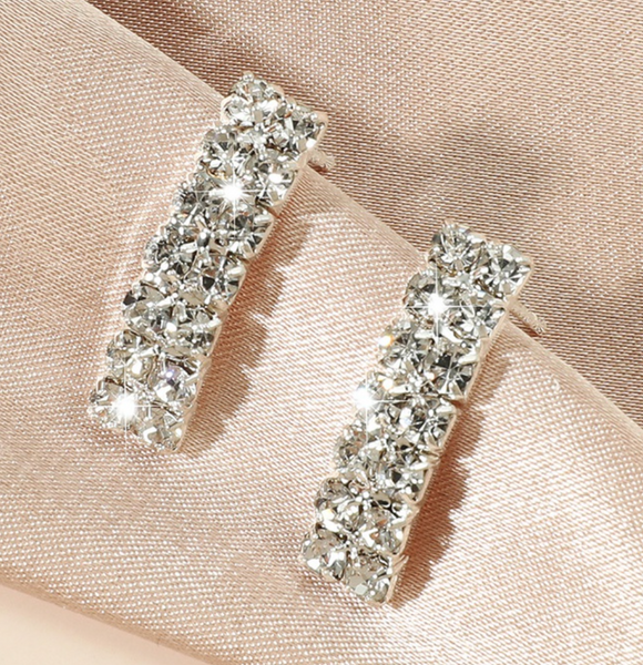 Aretes imitación diamante Z43