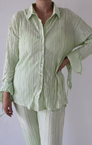 Conjunto verde pastel de pantalón