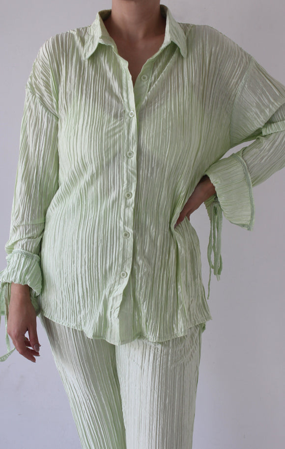 Conjunto verde pastel de pantalón