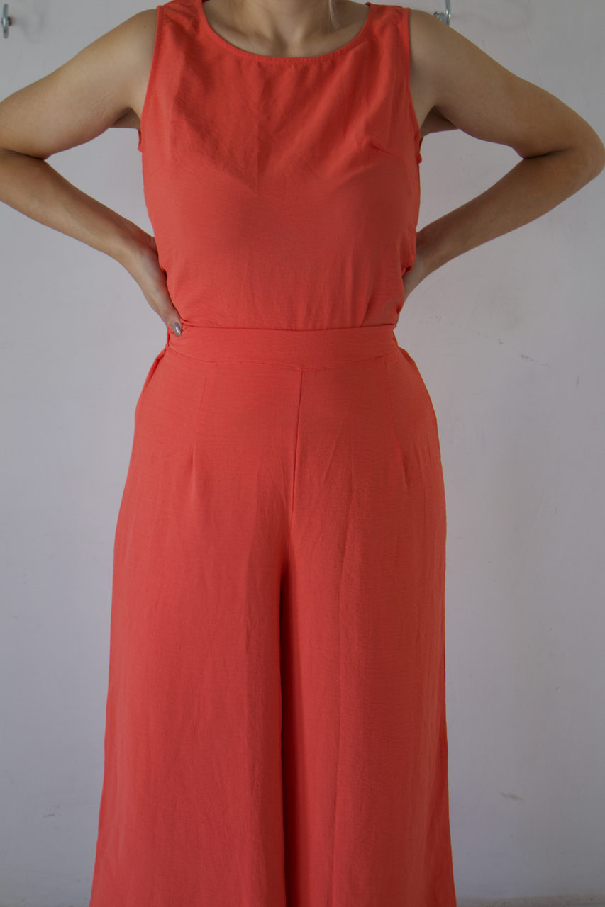 Conjunto pantalon y blusa
