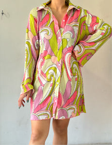 Vestido verde con rosa